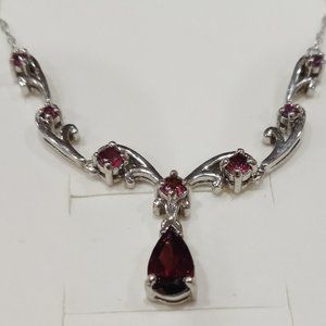4.75 cttw NWT Garnet & White Topaz Vine Necklace